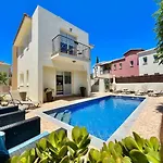 13 Crystal Lagoon * Paralimni