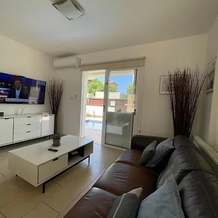 13 Crystal Lagoon Paralimni