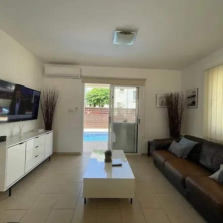 Вилла 13 Crystal Lagoon *