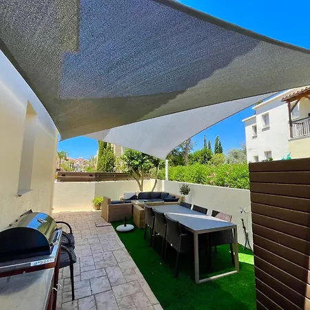 13 Crystal Lagoon Вилла Паралимни